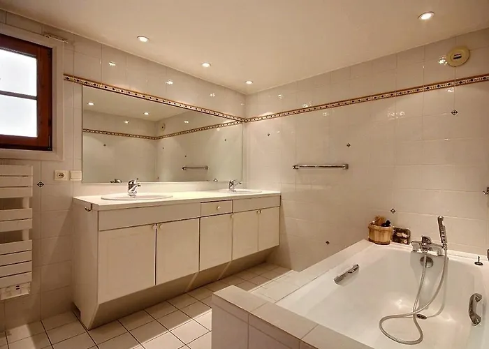 Chalet Pour 15 Pers., Sauna & Jacuzzi A Plagne 1800 - Fr-1-455-159